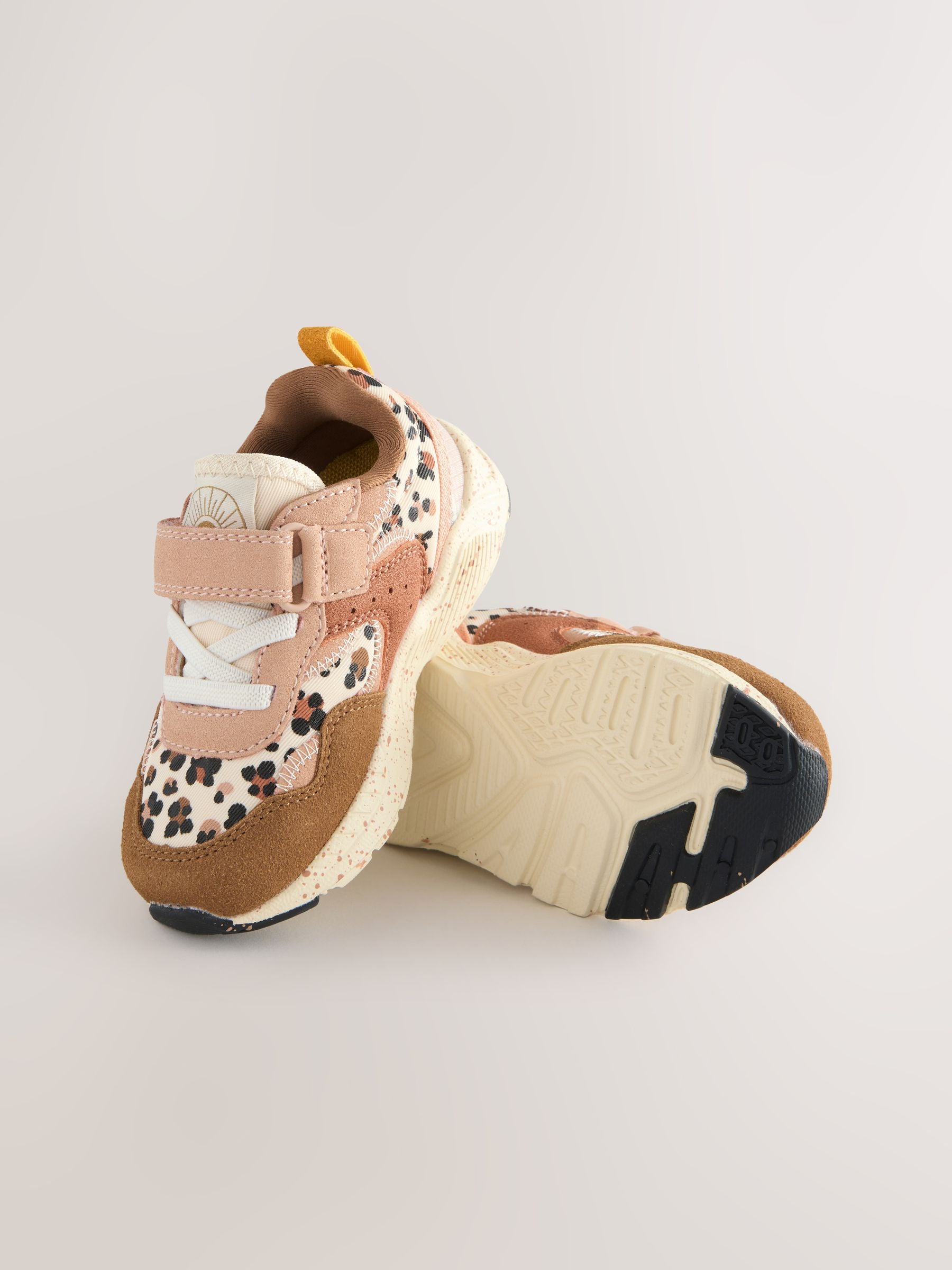 Neutral Animal Standard Fit (F) Elastic Lace Touch Fasten Trainers image 4