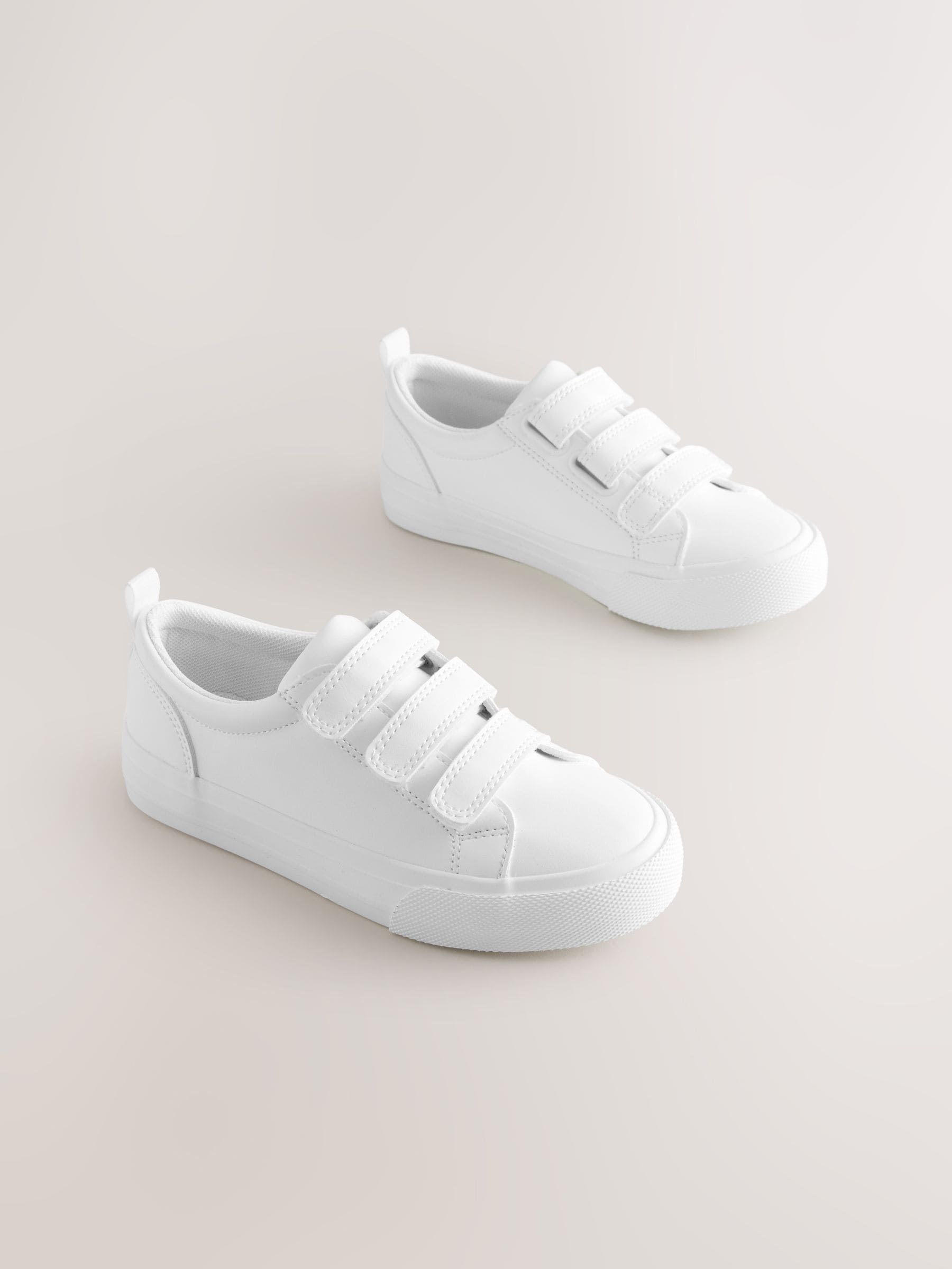 White Standard Fit (F) Touch Fastening Smart Trainers image 1