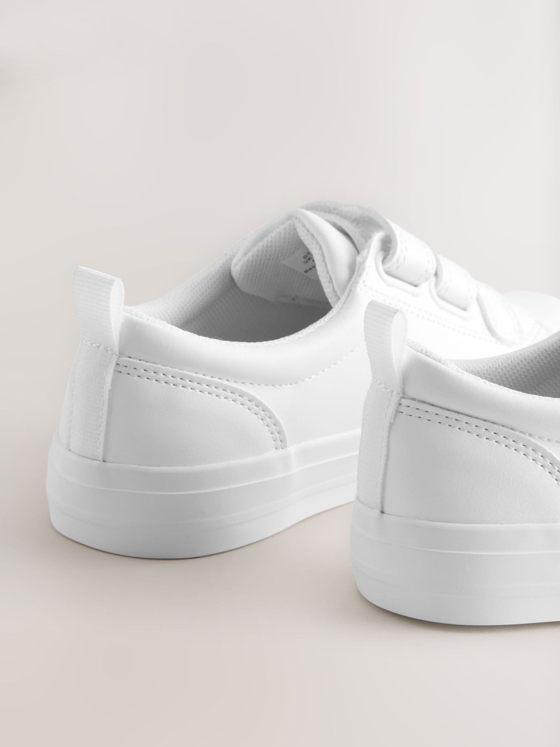 White Wide Fit (G) Touch Fastening Smart Trainers image 4
