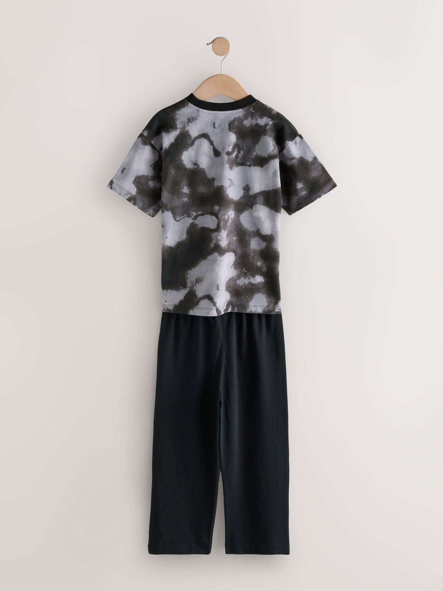 Black/Grey Skull Long Sleeve Pyjamas 2 Pack (3-16yrs) image 9