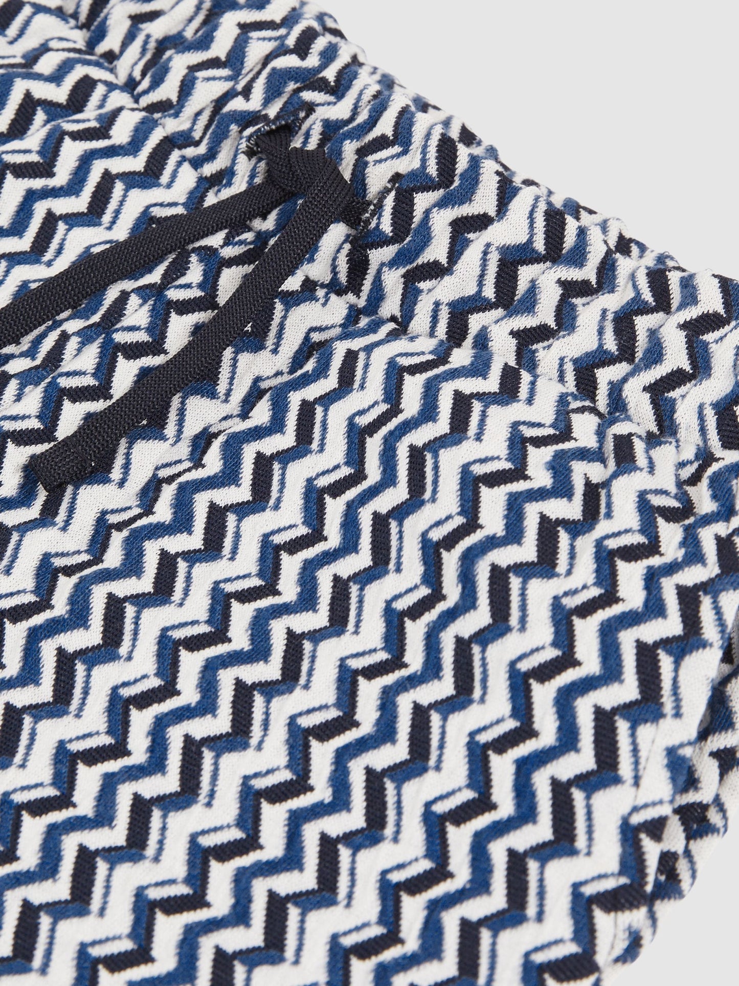 Dsiney Kidz - Reiss Blue Teti 3-9 yrs Zig-Zag Knit Drawstring Shorts image 5