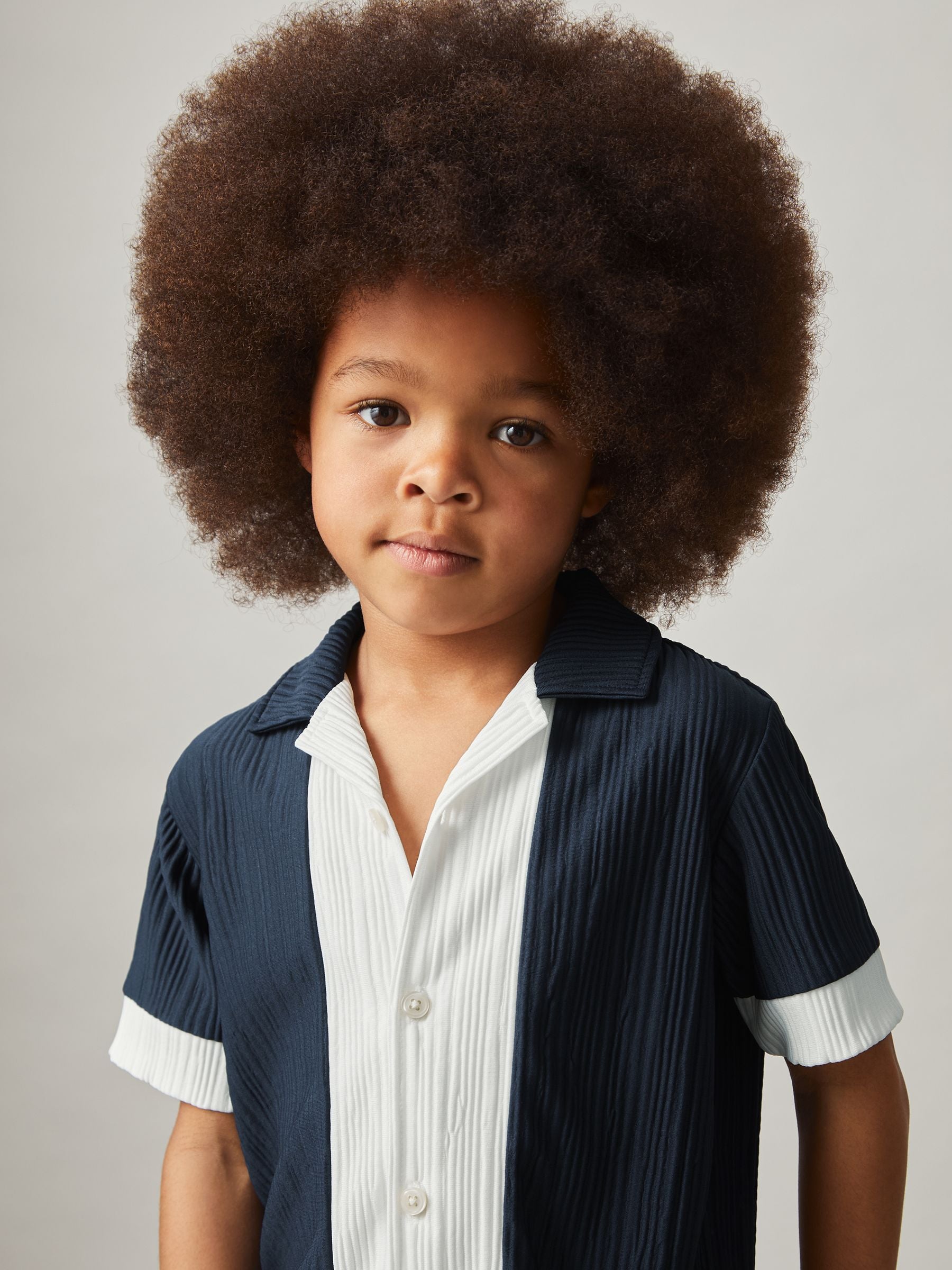 Dsiney Kidz - Reiss Navy/White Armen 9-13 yrs Plissé Colour-Block Shirt image 1