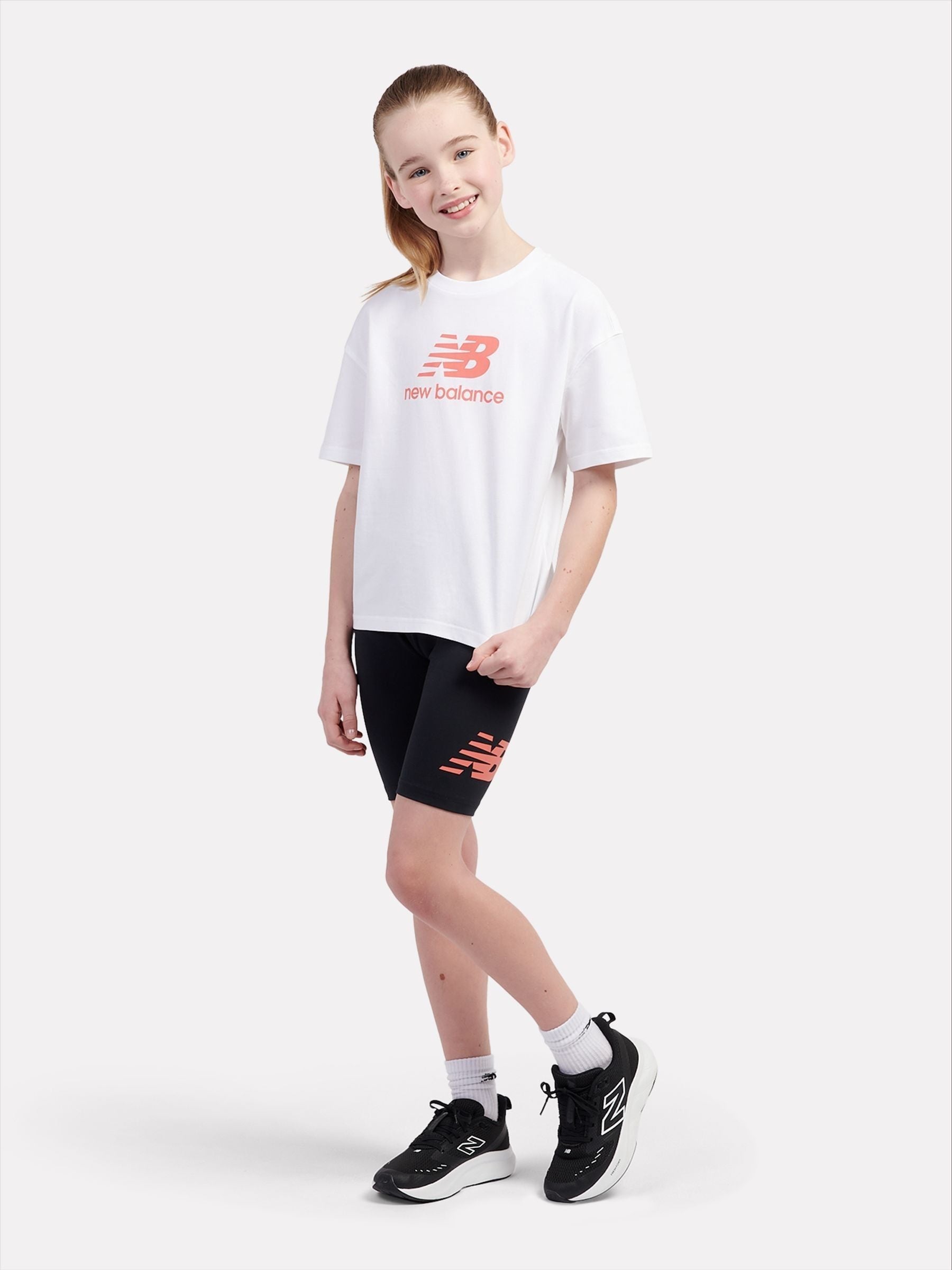 Dsiney Kidz - New Balance White Stacked Logo T-Shirt and Cycle Shorts Set image 3