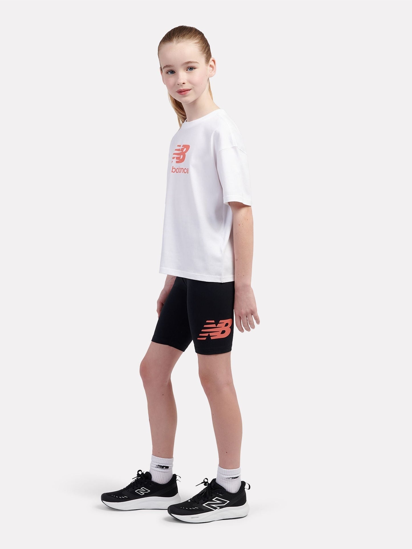 Dsiney Kidz - New Balance White Stacked Logo T-Shirt and Cycle Shorts Set image 4