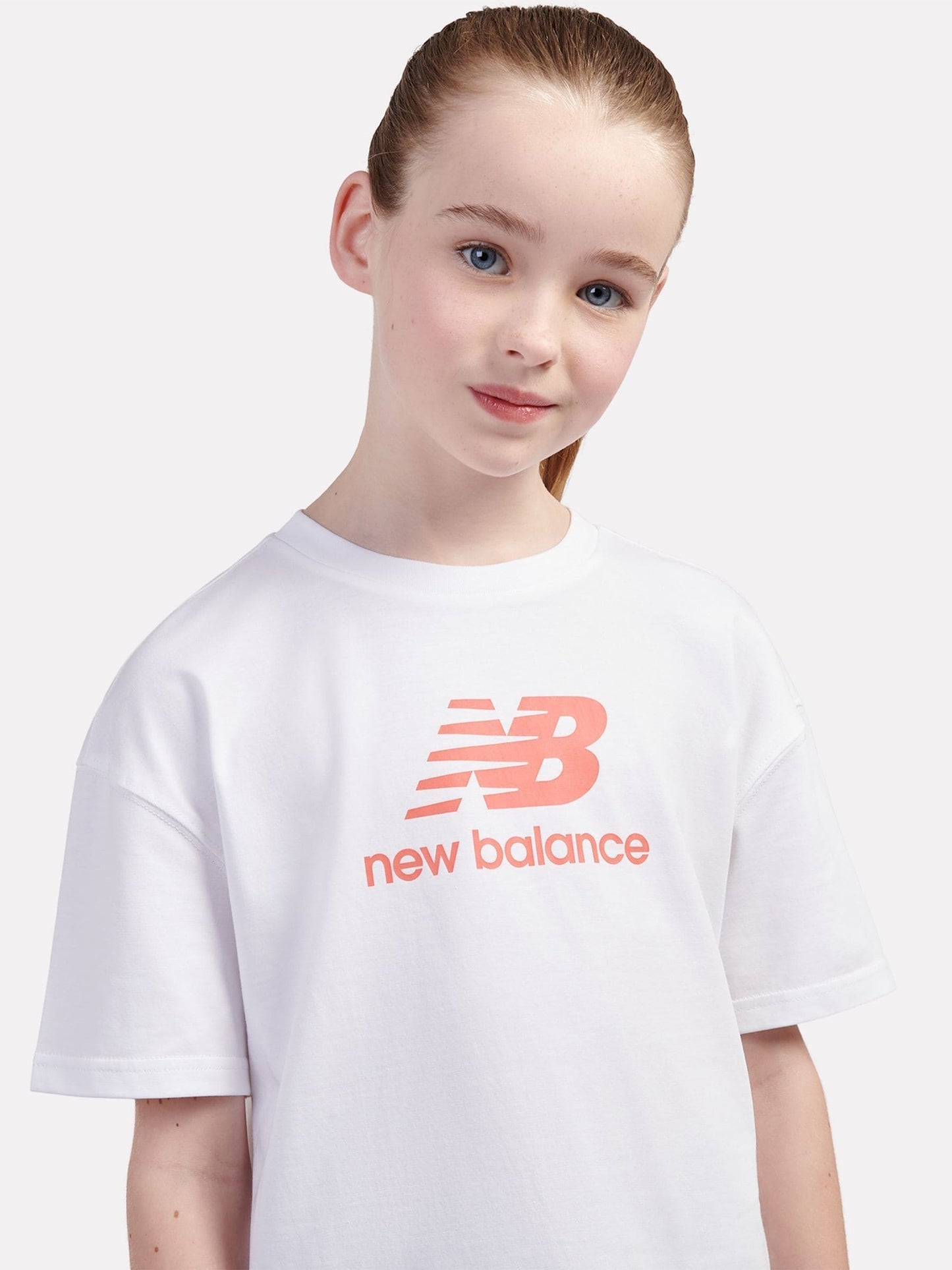 Dsiney Kidz - New Balance White Stacked Logo T-Shirt and Cycle Shorts Set image 5