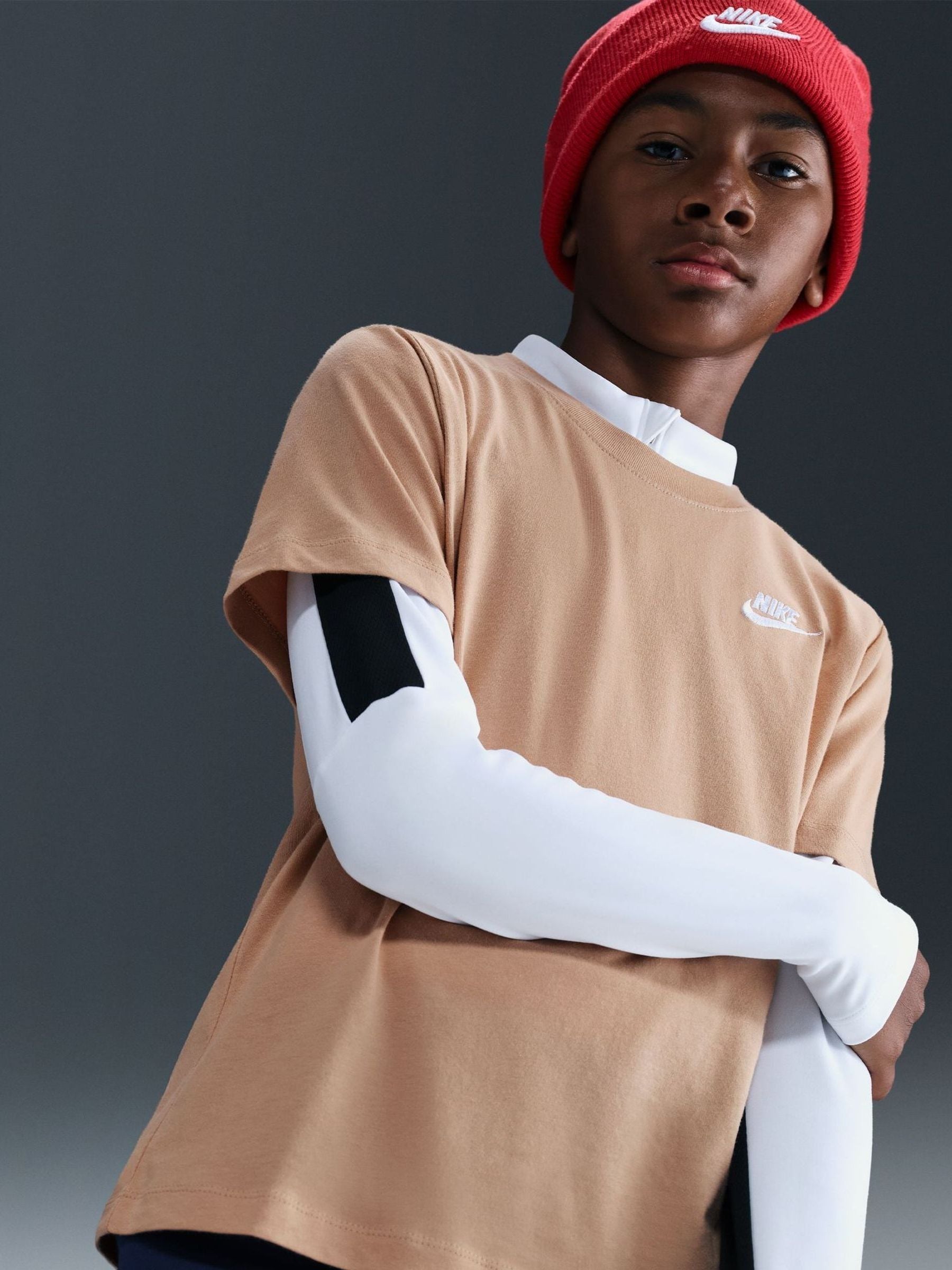 Dsiney Kidz - Nike Brown Short Sleeve Club T-Shirt image 4