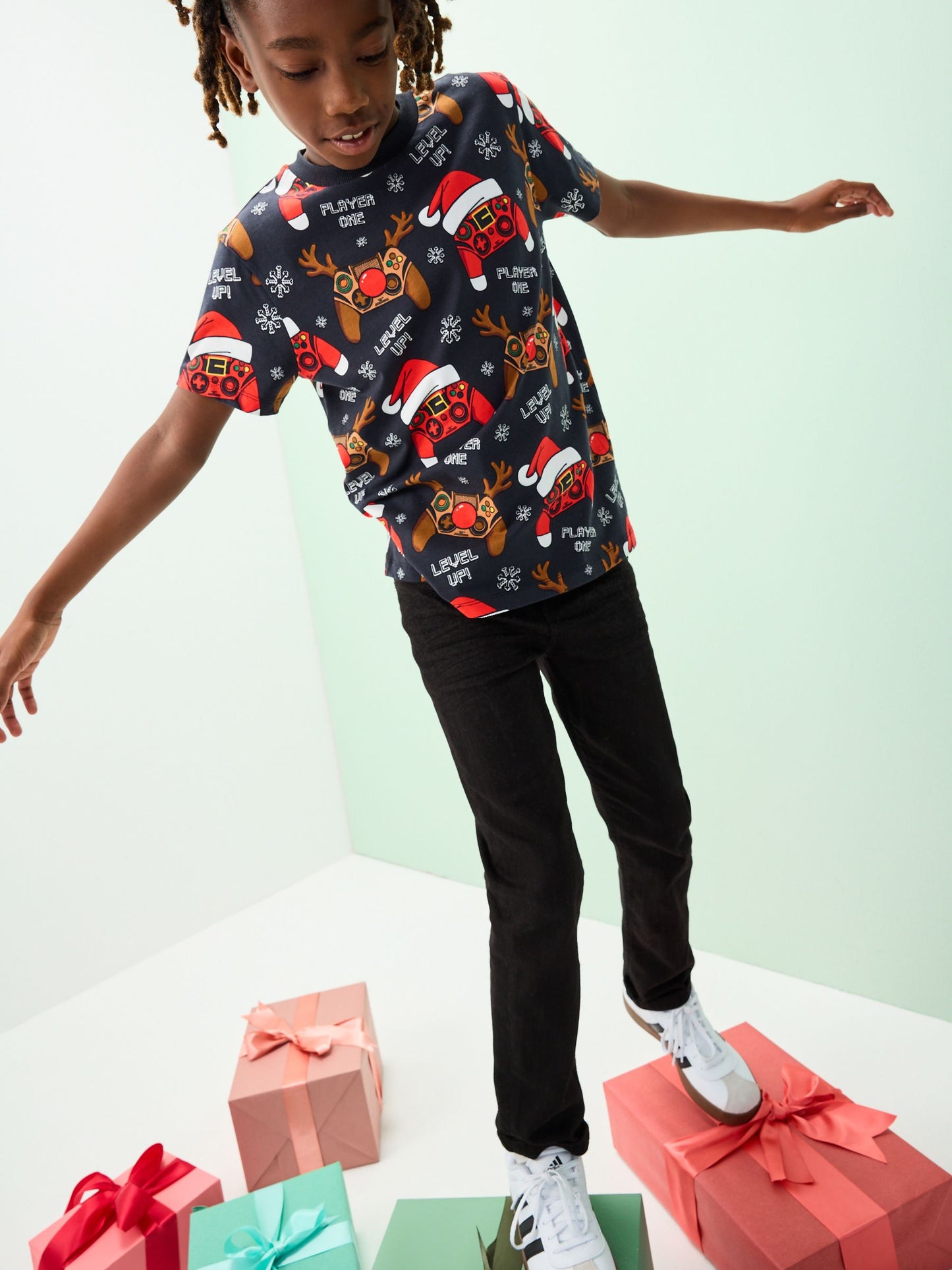 Dsiney Kidz - Black Controller Christmas Short Sleeve T-Shirt (3-16yrs) image 4