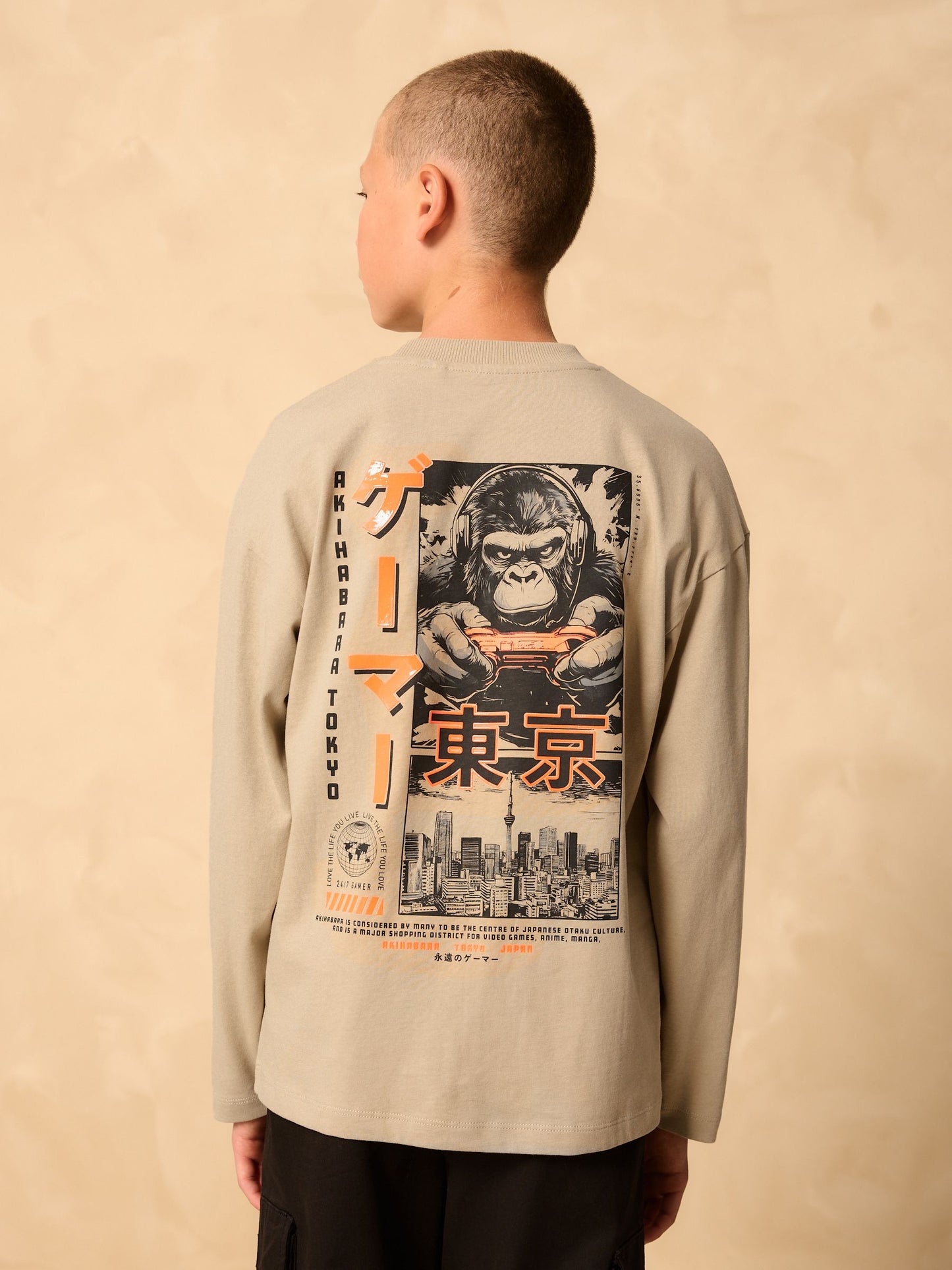 Dsiney Kidz - Stone Gorilla Gamer Relaxed Fit Graphic Long Sleeve Cotton T-Shirt (3-16yrs) image 1