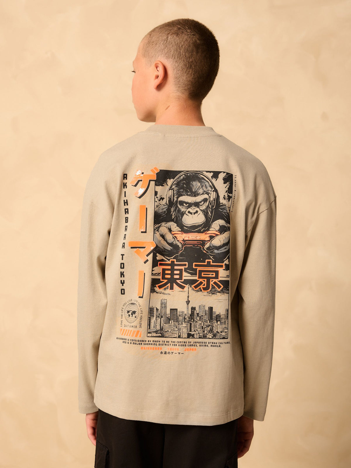 Dsiney Kidz - Stone Gorilla Gamer Relaxed Fit Graphic Long Sleeve Cotton T-Shirt (3-16yrs) image 1