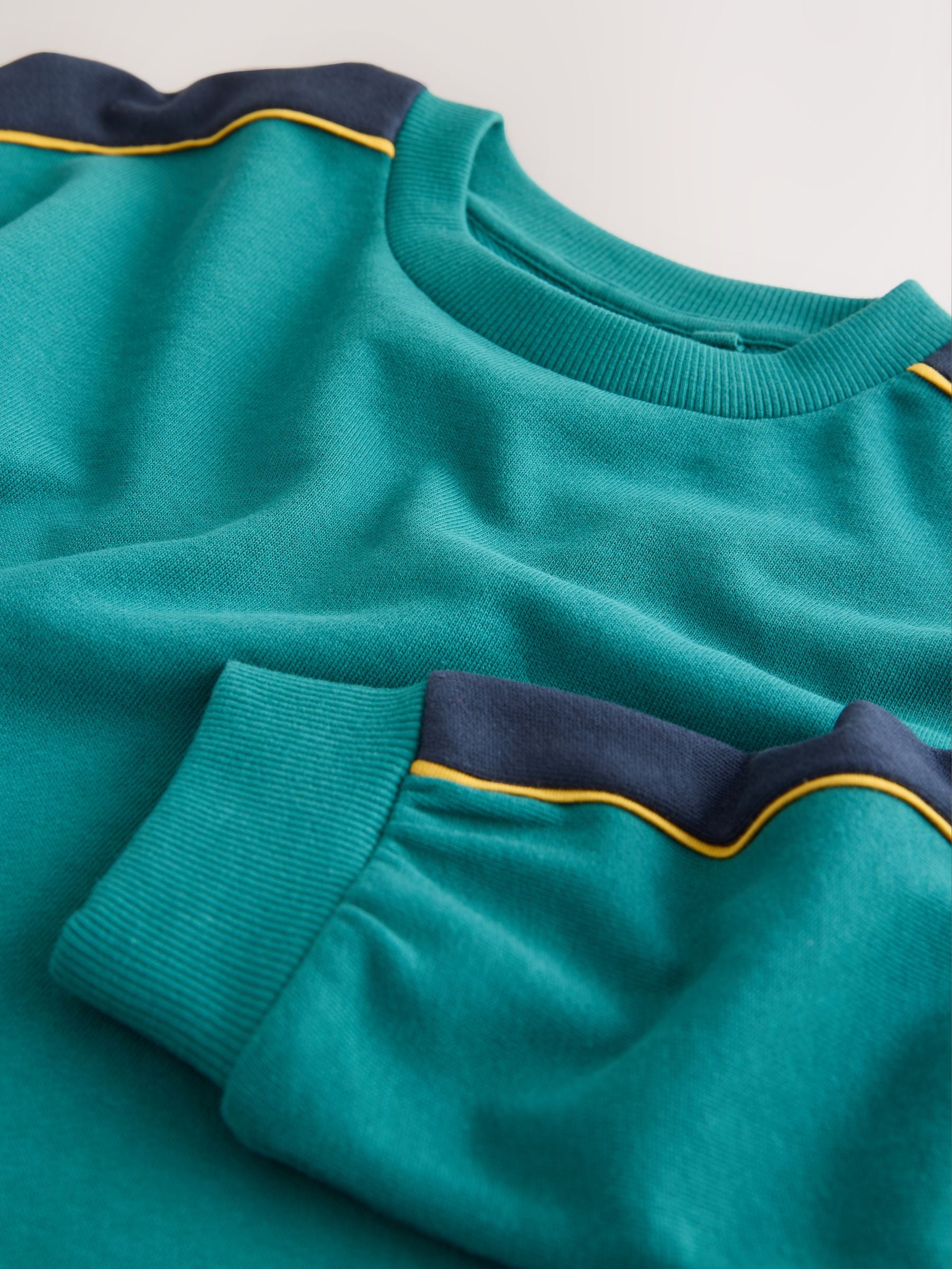 Dsiney Kidz - Green/Black Relaxed Fit Heavyweight Long Sleeve Colourblock T-Shirt (3-16yrs) image 4