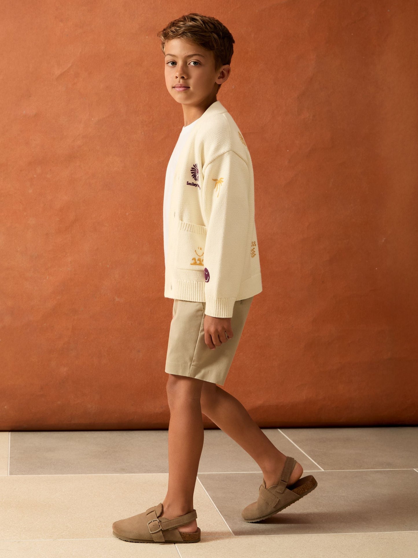 Dsiney Kidz - Reiss Off White Vedra 4-9 yrs SmileyWorld | Reiss Embroidery Cardigan Unisex Fit image 6