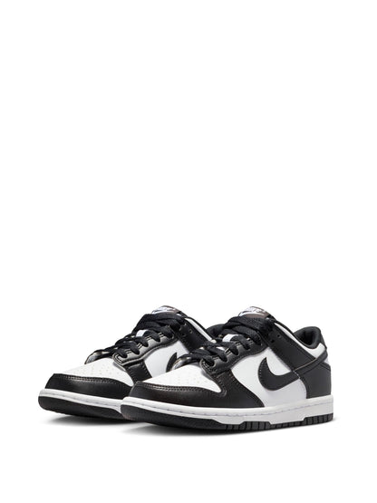 Nike White/Black Youth Dunk Low Trainers image 3