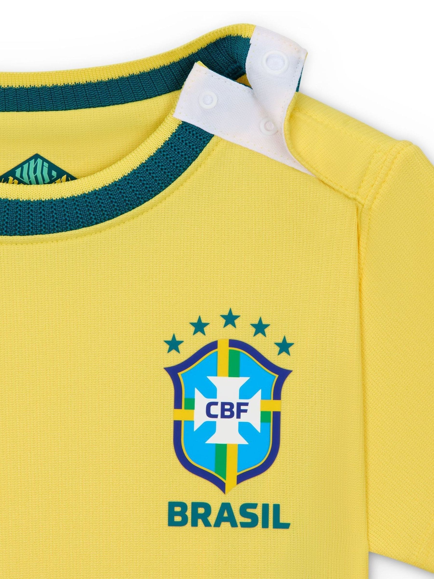 Dsiney Kidz - Nike Yellow Brazil Stadium Home Football Kit 3 Piece image 3