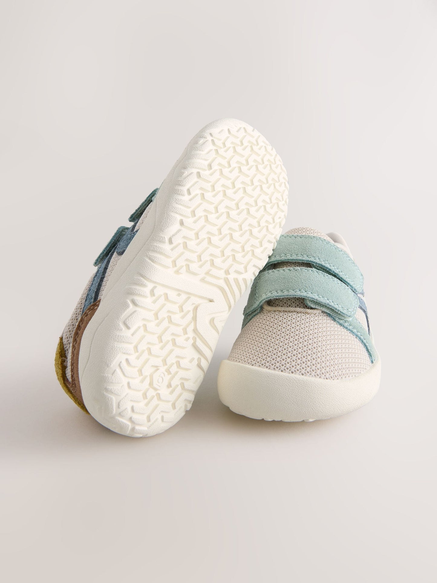 Blue/Green Barefoot Leather Touch Fastening Trainers image 4