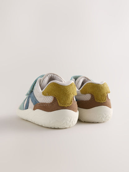 Blue/Green Barefoot Leather Touch Fastening Trainers image 4