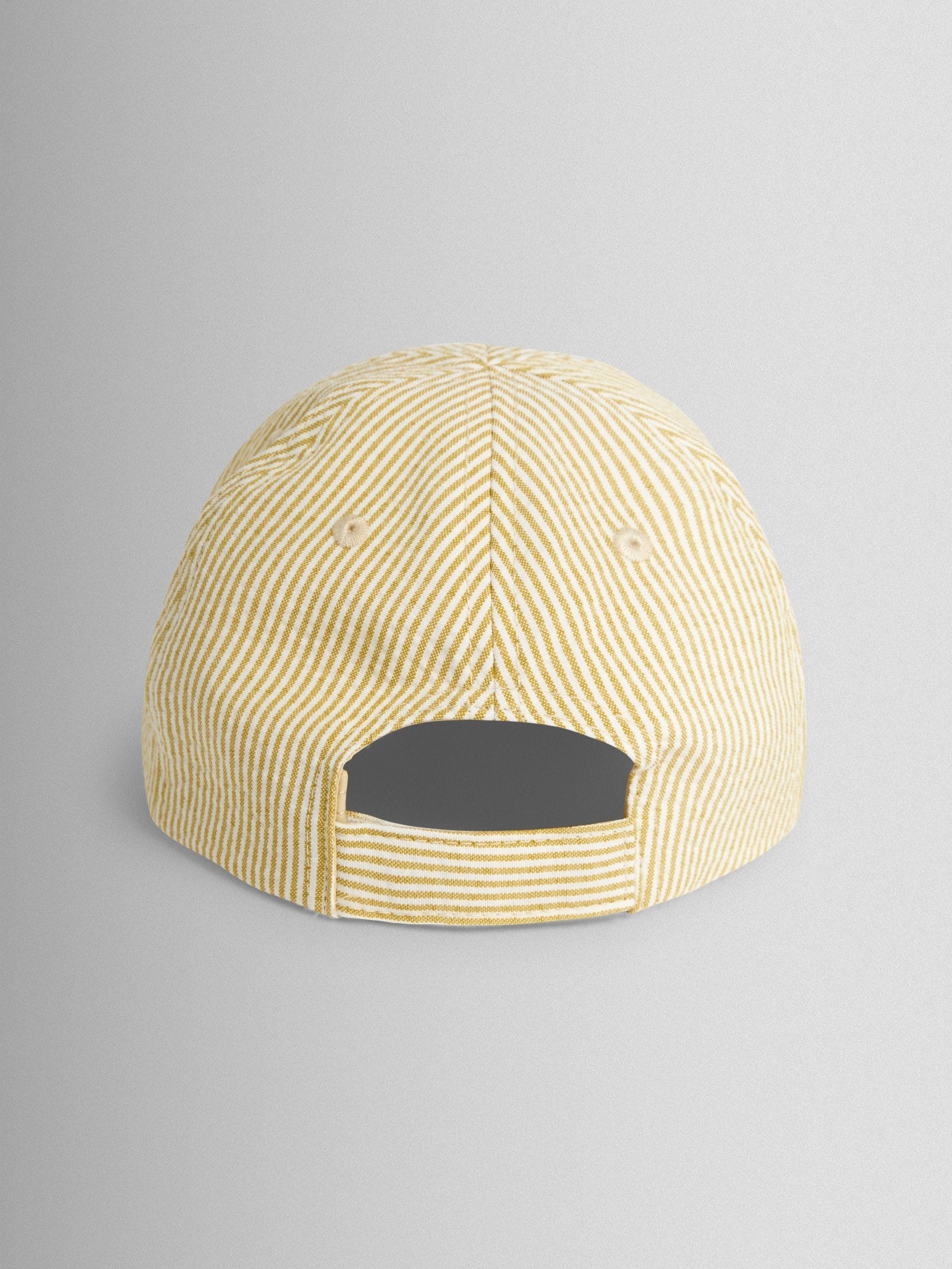 JoJo Maman Bébé Yellow Flower Bouclé Cap image 2
