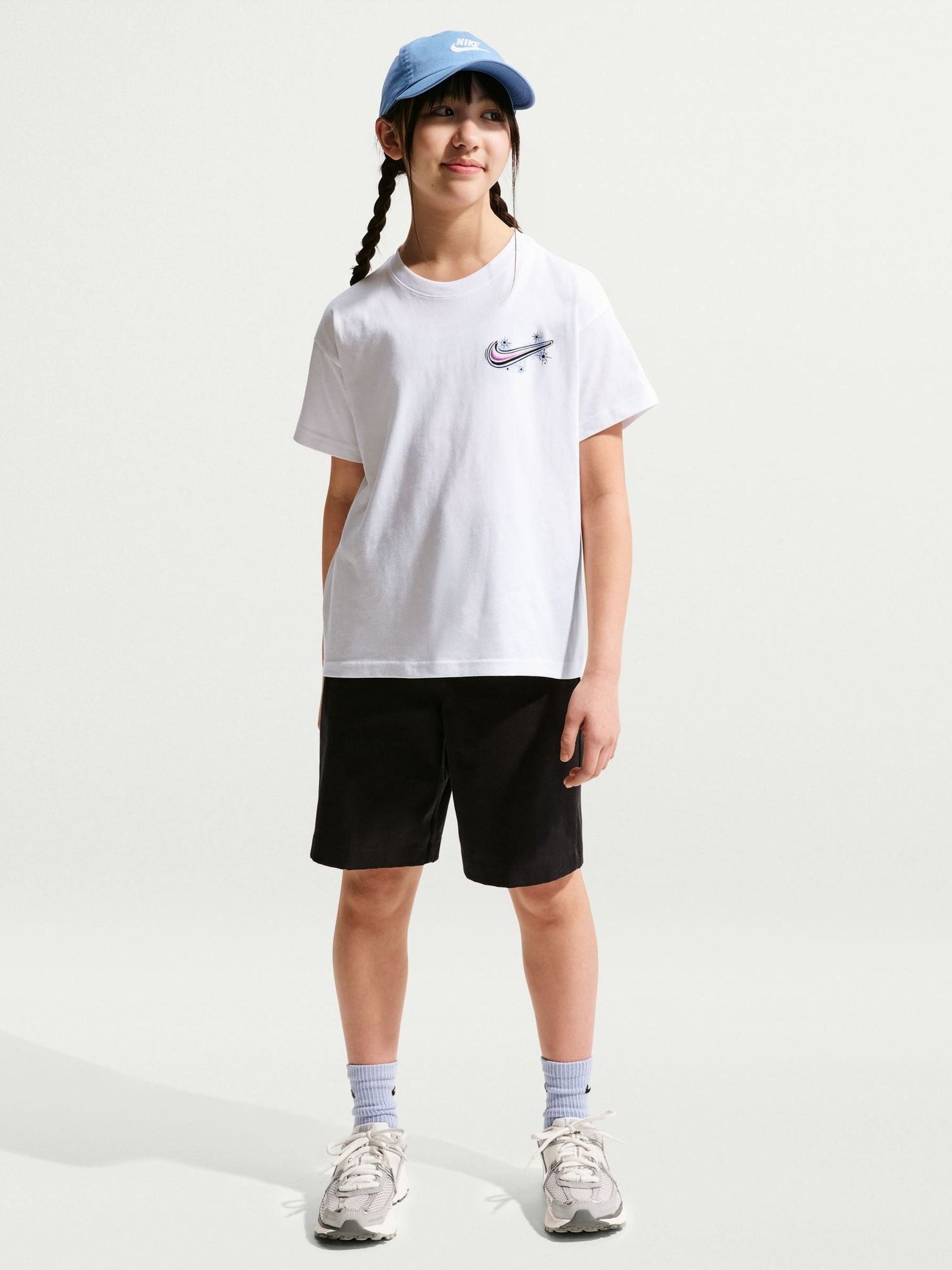 Dsiney Kidz - Nike White Airbrush Graphic T-Shirt image 2