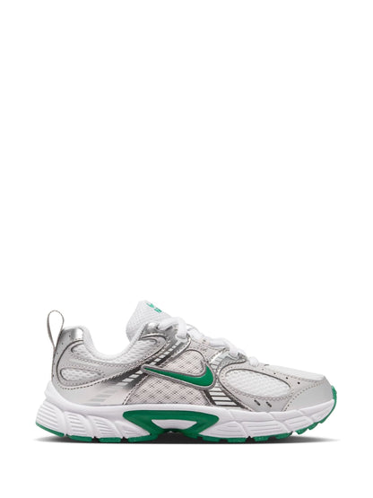 Nike White Junior V5 Runner Trainers image 1