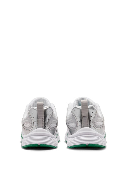 Nike White Junior V5 Runner Trainers image 4