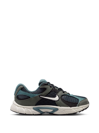 Nike Grey Green Youth V5 Runner Trainers image 1