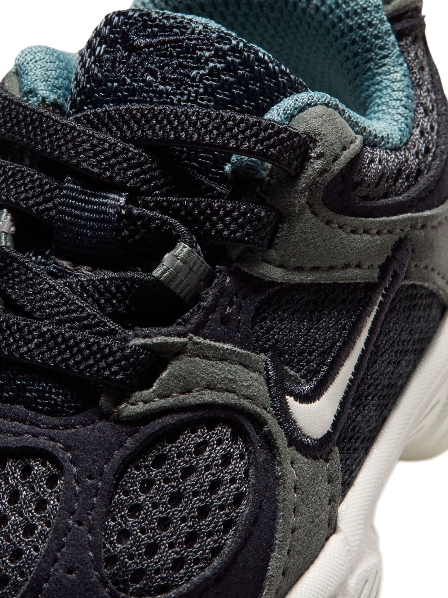 Nike Black/Green Spruce Infant V5 Runner Suede Trainers image 6