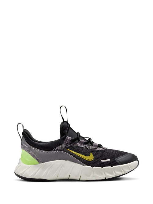 Nike Black/Green Junior Free Ride Trainers image 1