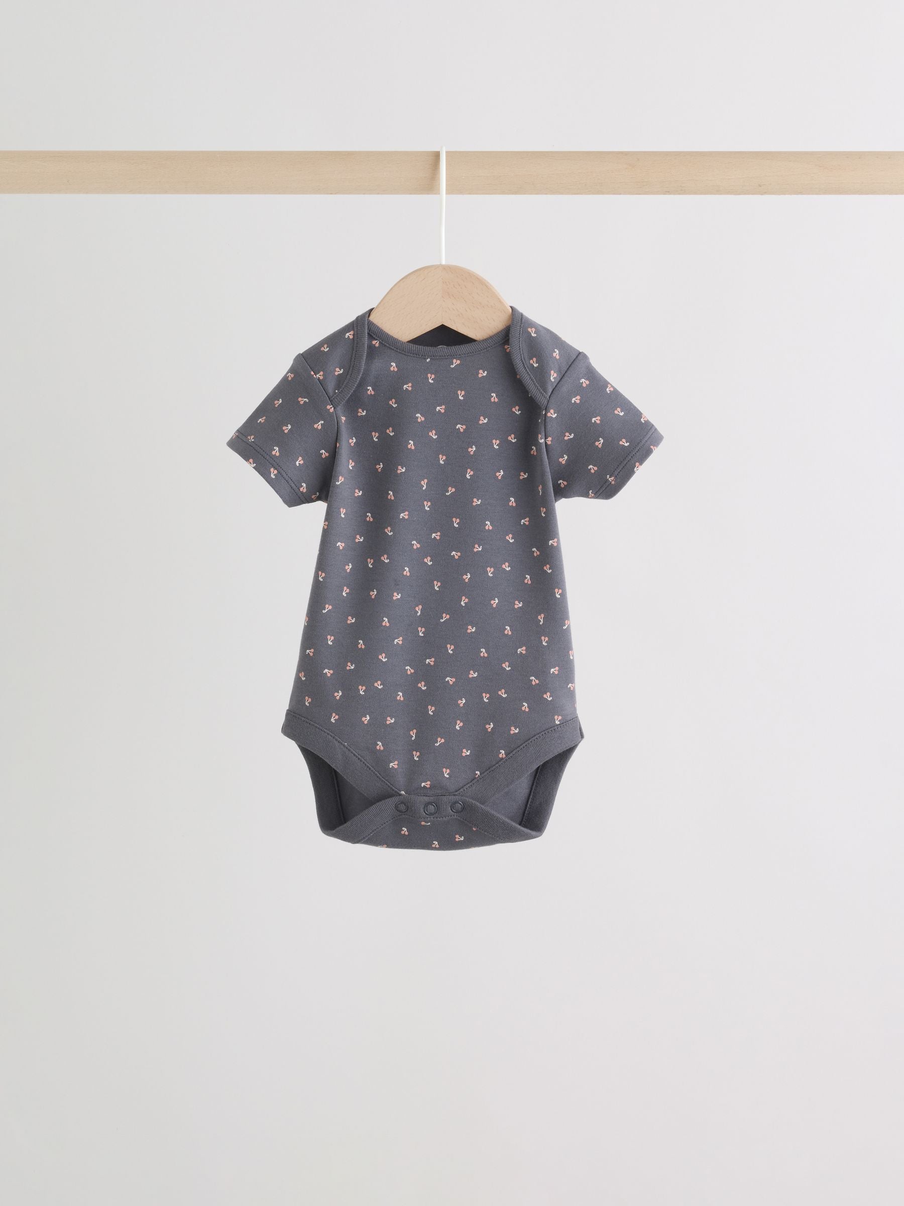 Neutral Short Sleeve Bodysuits 5 Pack image 9