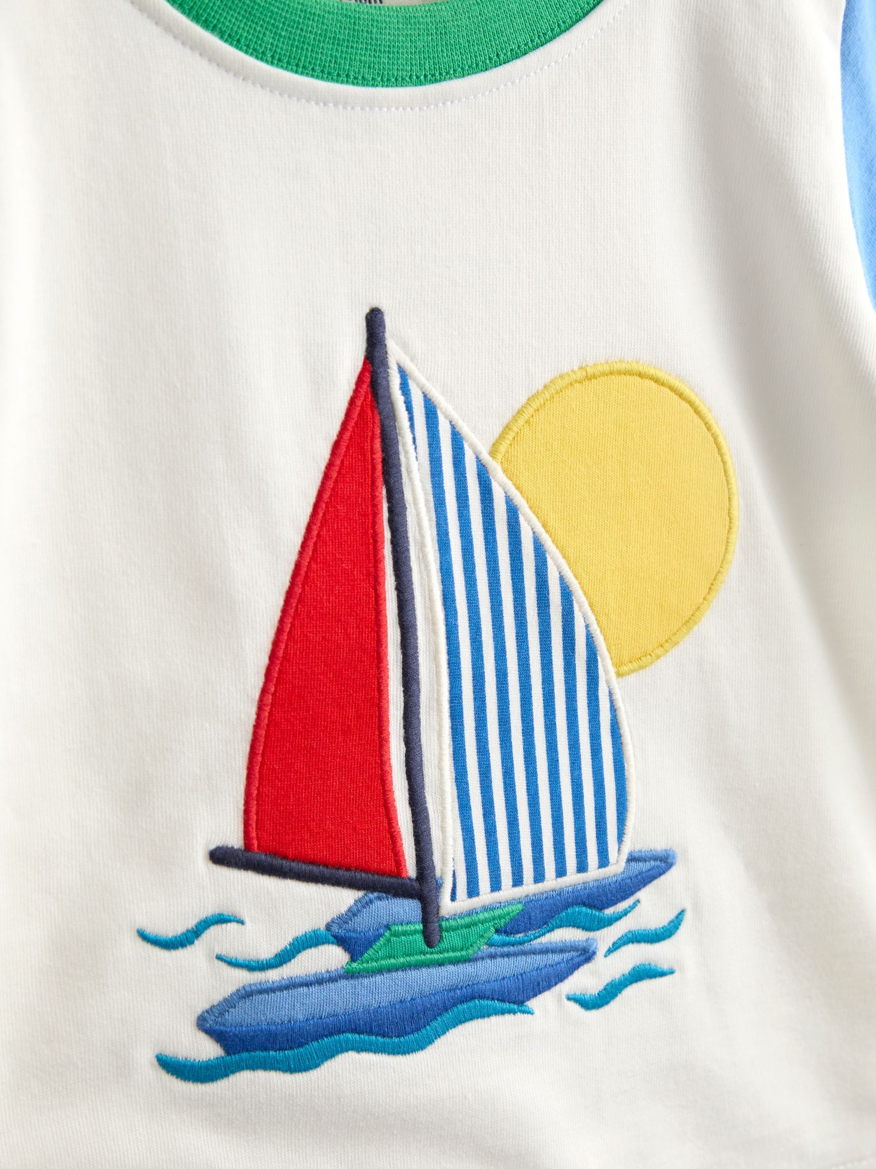 JoJo Maman Bébé Natural Boat Stripe Appliqué T-Shirt image 4