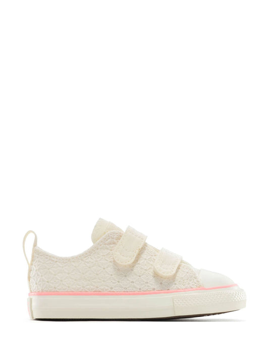 Converse Cream Chuck Taylor Easy On Crochet Low Trainers image 1