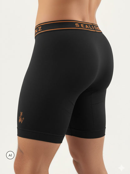 Dsiney Kidz - Sealskinz Black Newton Seamless Running Boxer Shorts image 2