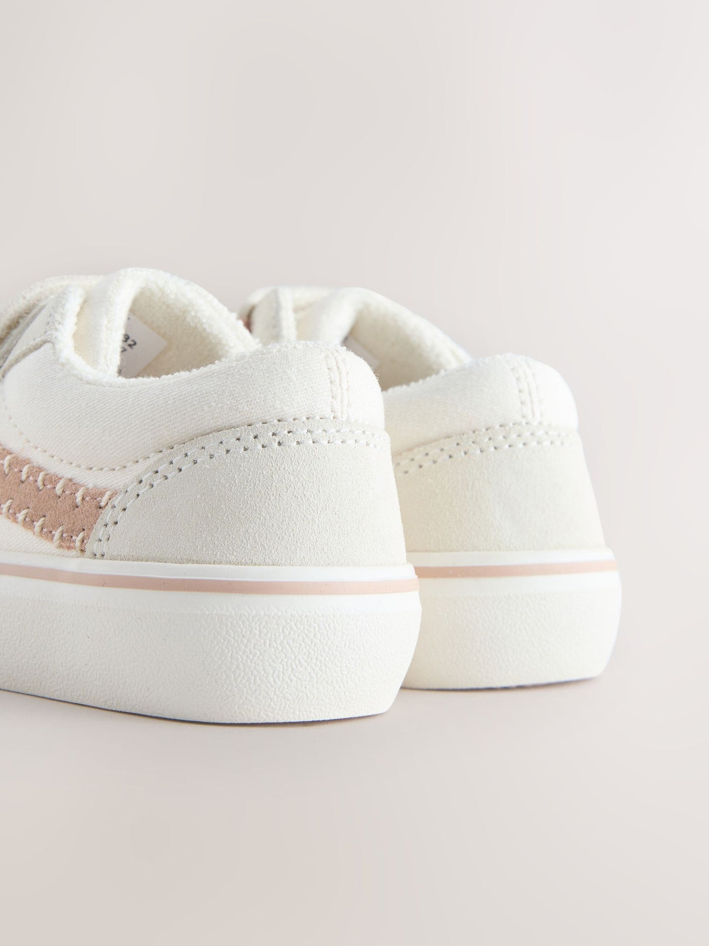 Neutral Standard Fit (F) Touch Fastening Trainers image 5