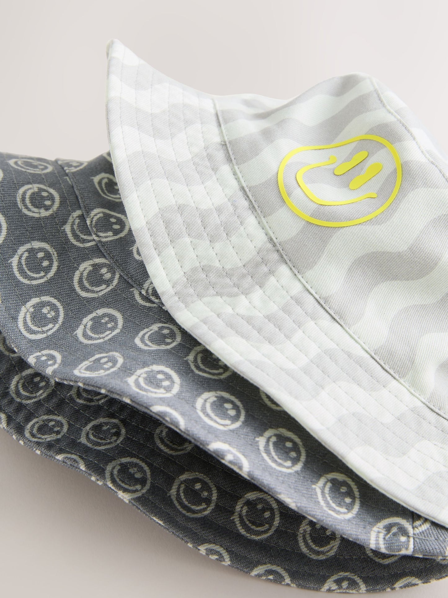 Grey Face/Wavey Stripe Bucket Hats 2 Pack (3mths-13yrs) image 5