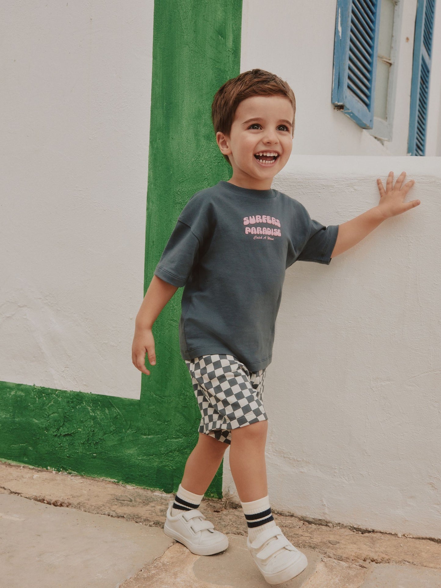 Charcoal Grey Surfers Paradise Short Sleeve Back Print T-Shirt and Shorts Set (3mths-7yrs) image 3