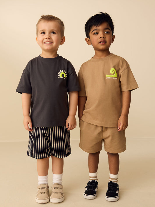 Black/Tan Waves Short Sleeve T-Shirt and Shorts Set 2 Pack (3mths-7yrs) image 3