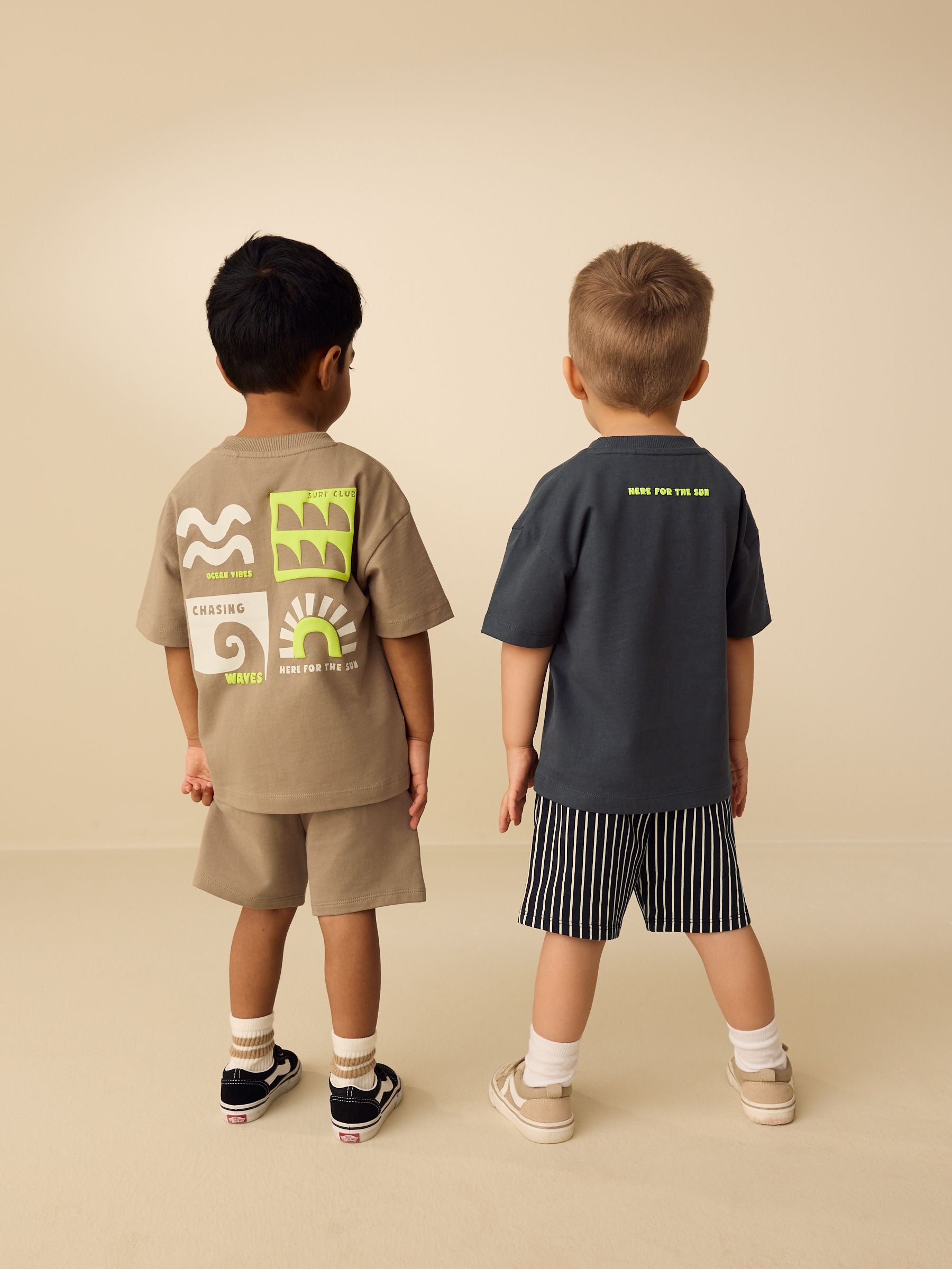 Black/Tan Waves Short Sleeve T-Shirt and Shorts Set 2 Pack (3mths-7yrs) image 3