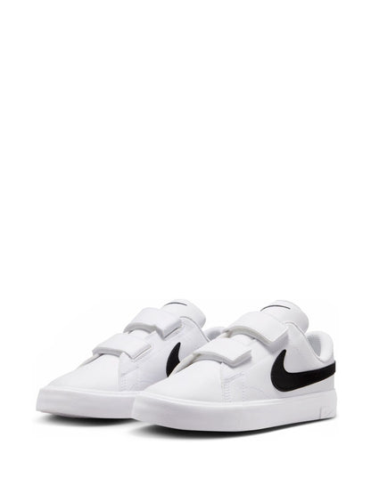 Nike White/Black Junior Tennis Essential Trainers image 3