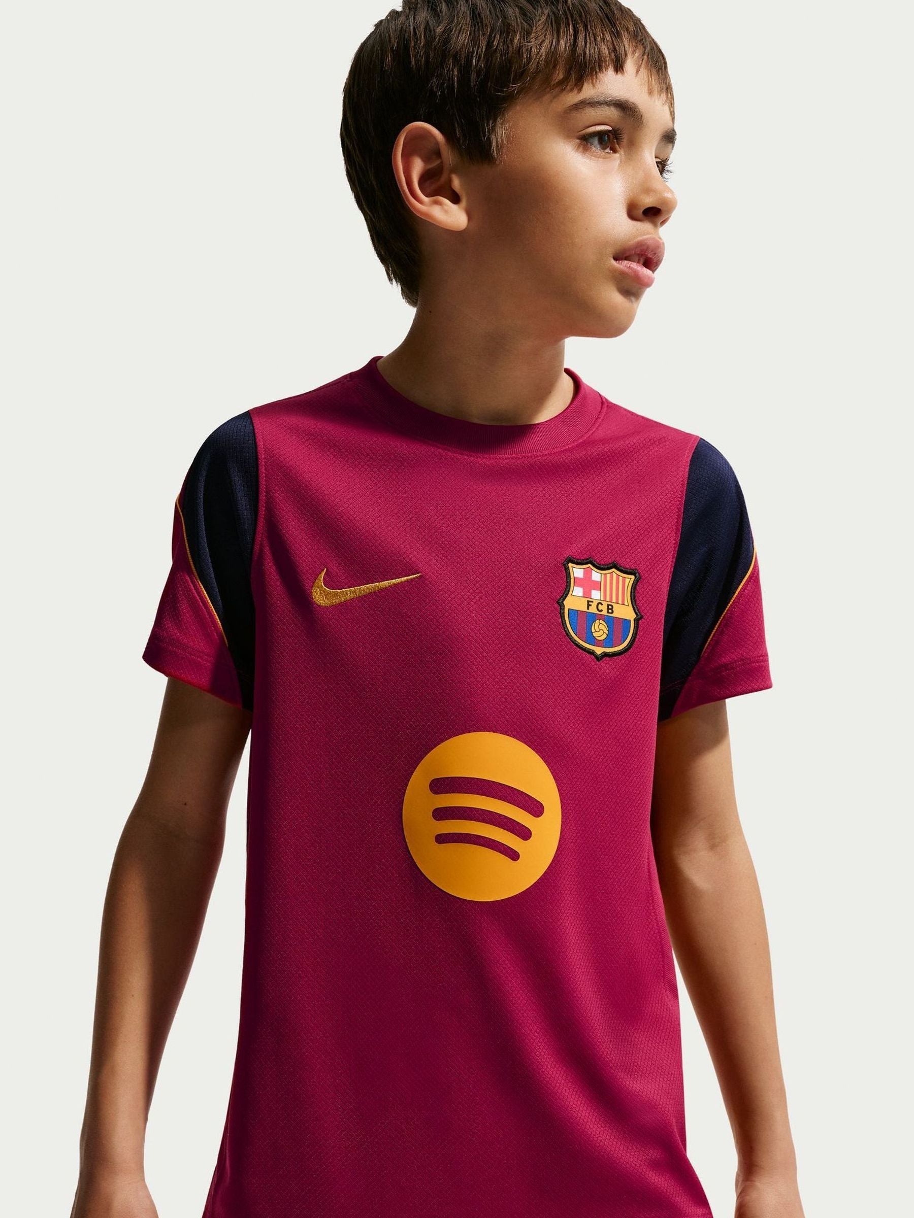 Dsiney Kidz - Nike Red FC Barcelona Strike Football T-Shirt image 3