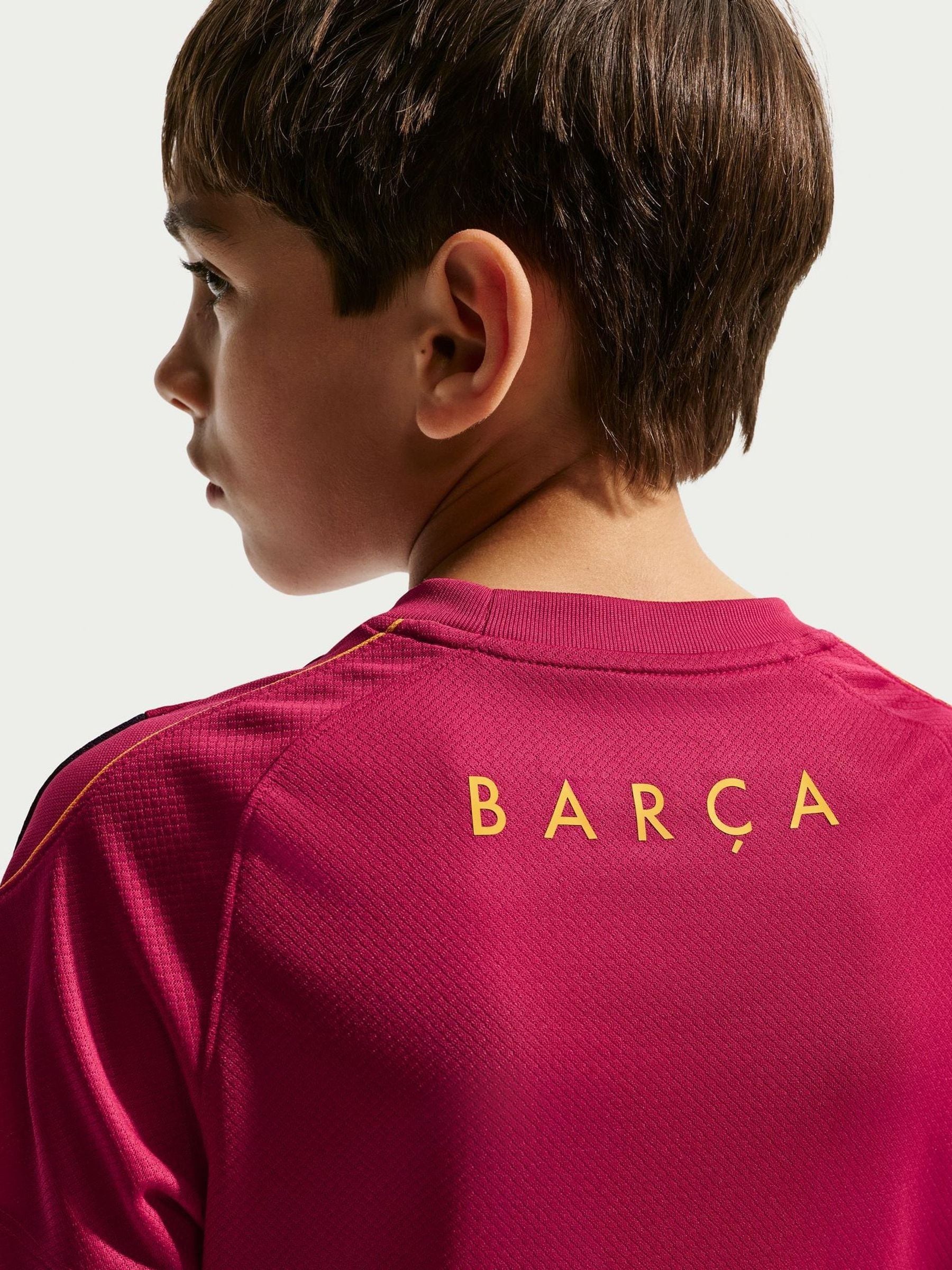 Dsiney Kidz - Nike Red FC Barcelona Strike Football T-Shirt image 5