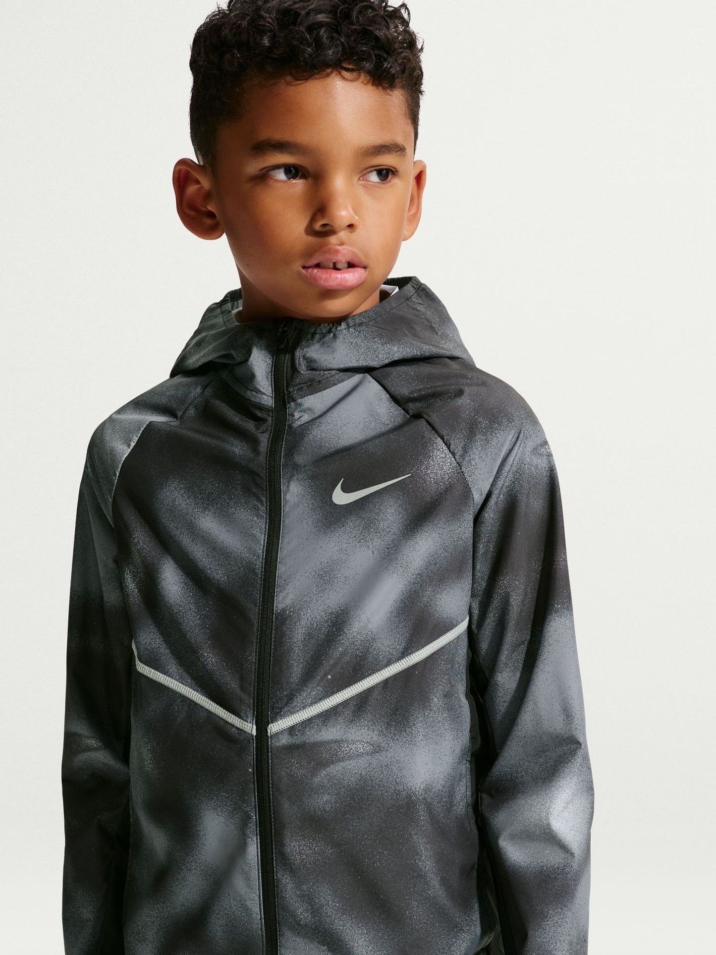 Dsiney Kidz - Nike Black UV Repel Miler Jacket image 1