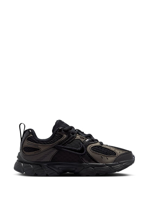 Nike Black Junior V5 Runner Trainers image 1