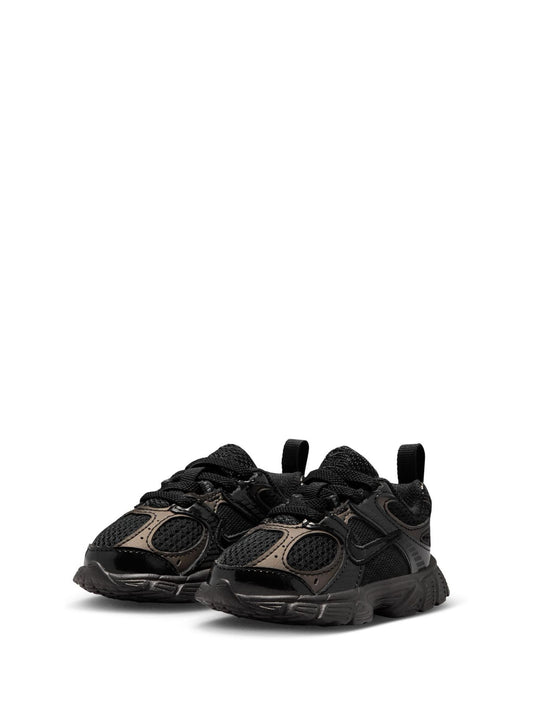 Nike Black Infant V5 Runner Trainers image 2