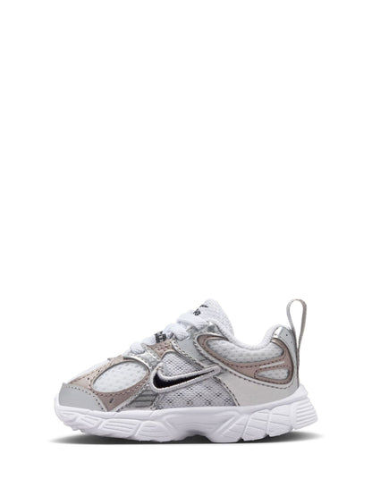 Nike White/Black Infant V5 Runner Trainers image 2