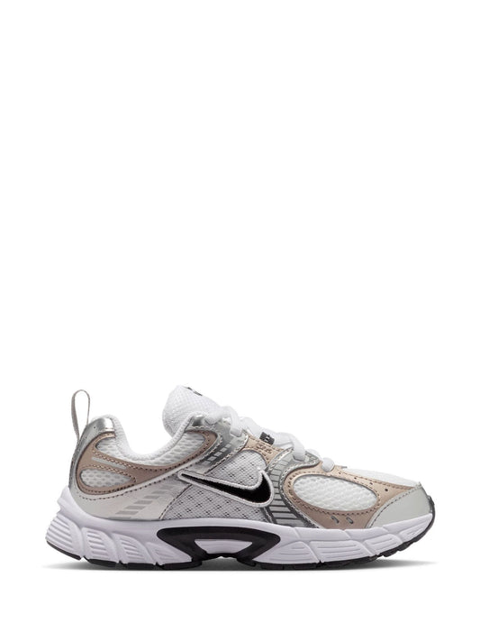 Nike White/Black Junior V5 Runner Trainers image 1