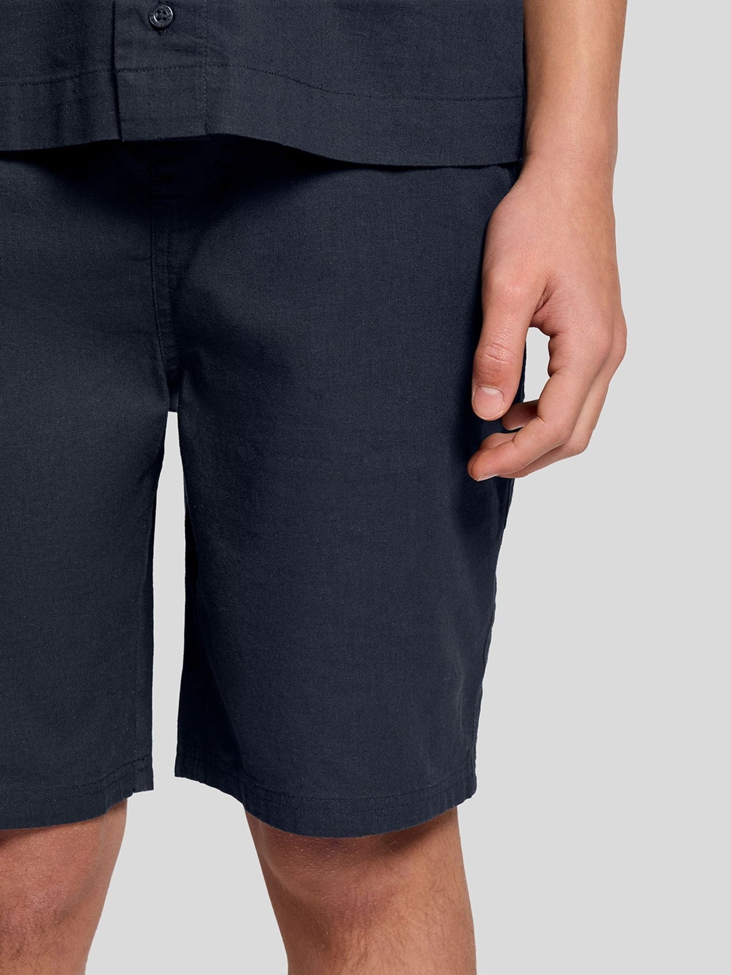 Dsiney Kidz - Lyle & Scott Blue Linen Blend Shorts image 4