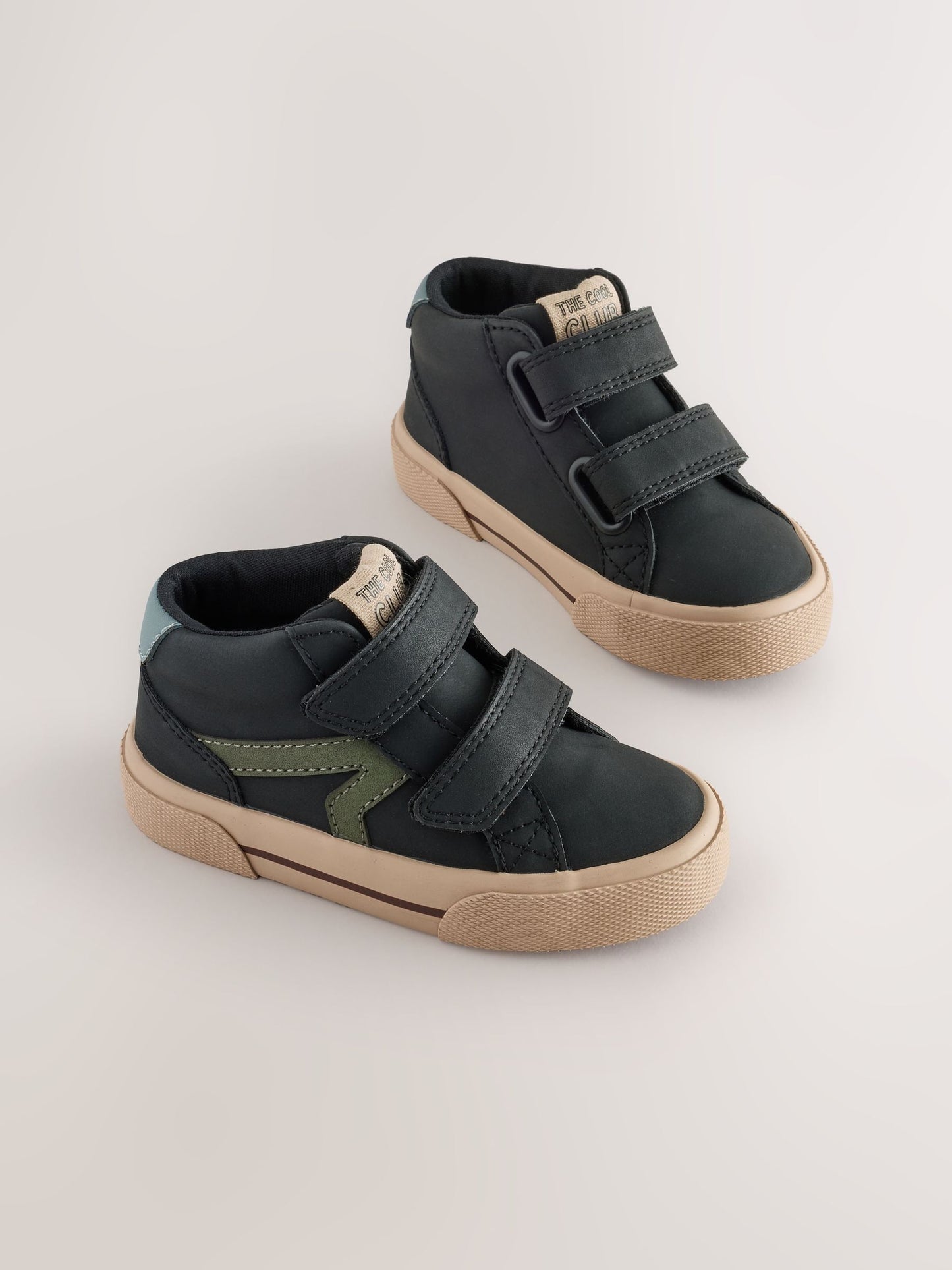 Black Standard Fit (F) Hi-Top Touch Fastening Trainers image 1