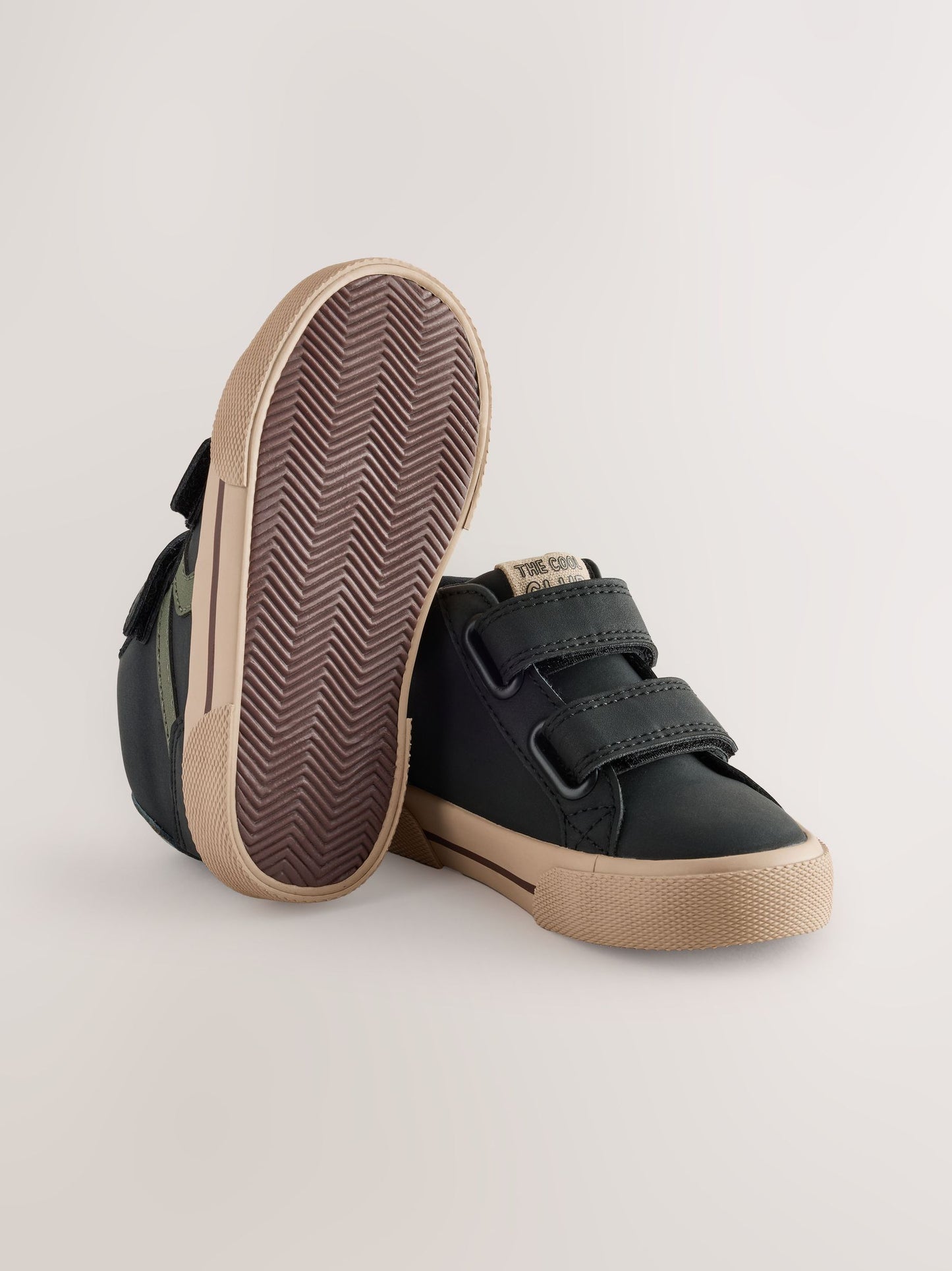 Black Standard Fit (F) Hi-Top Touch Fastening Trainers image 3
