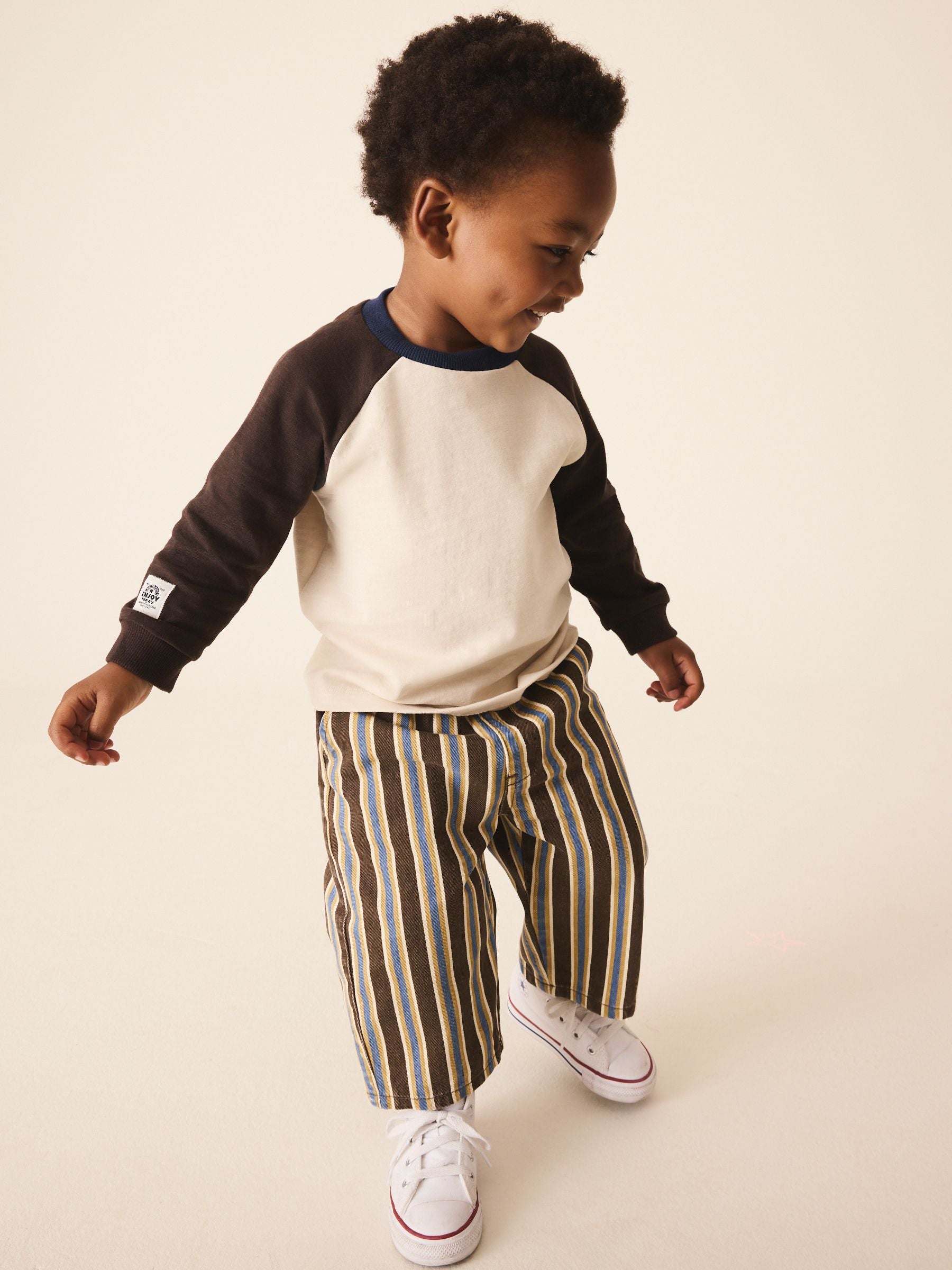 Dsiney Kidz - Brown/Cream Long Sleeve Raglan T-Shirt (3mths-7yrs) image 2