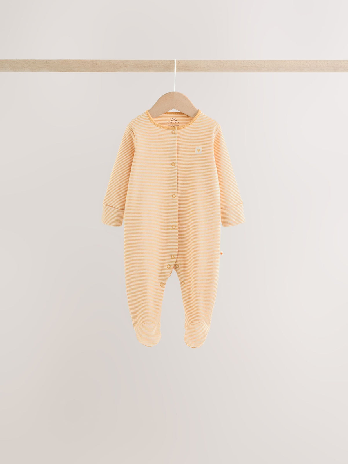Red White Character Sleepsuits 4 Pack (0mths-2yrs) - image 5