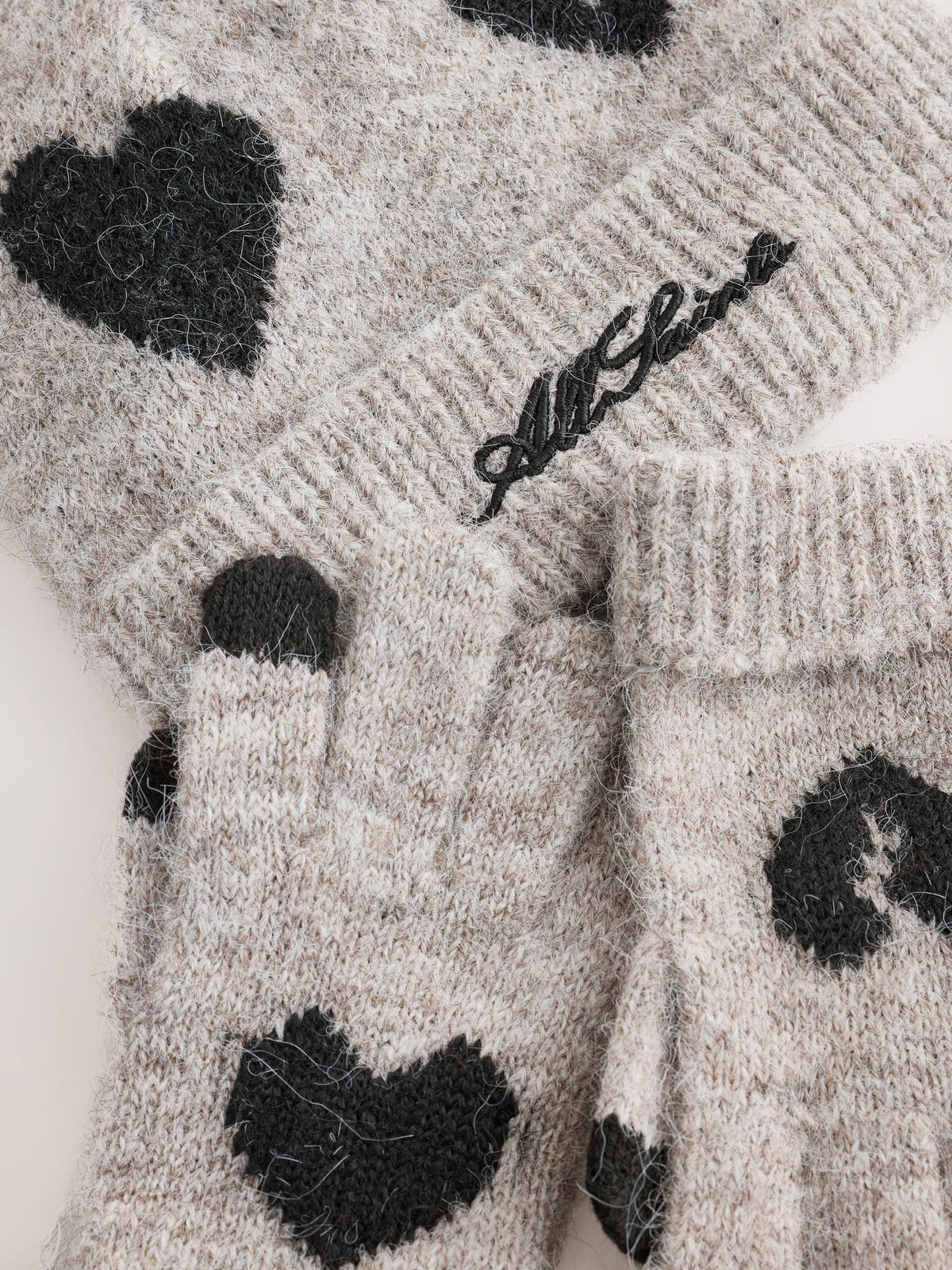 smALLSAINTS Brown Script Logo Knitted Heart Motif Beanie and Gloves Set - image 2