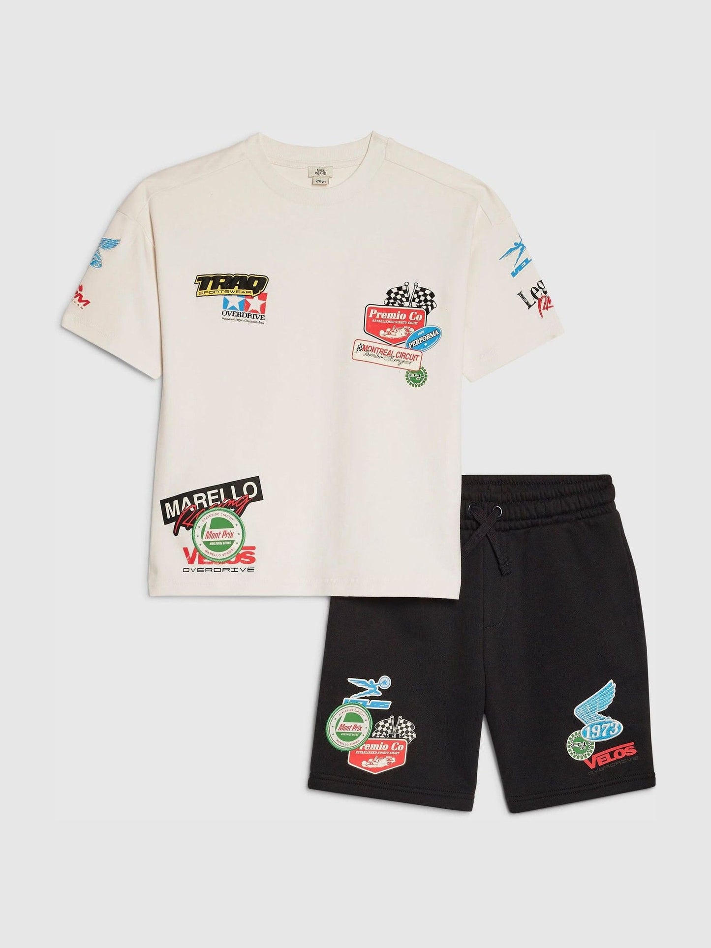 Dsiney Kidz - River Island White Oversized Badge T-Shirt & Short Set image 1